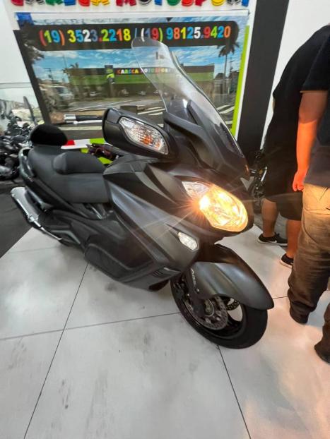 SUZUKI Burgman 650 EXECUTIVE, Foto 7