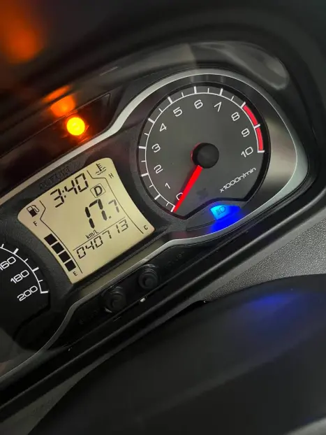 SUZUKI Burgman 650 EXECUTIVE, Foto 14