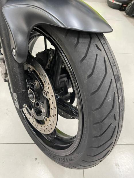 SUZUKI Gladius 650 , Foto 10