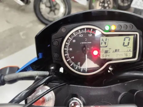 SUZUKI GSR 750 A ABS, Foto 11