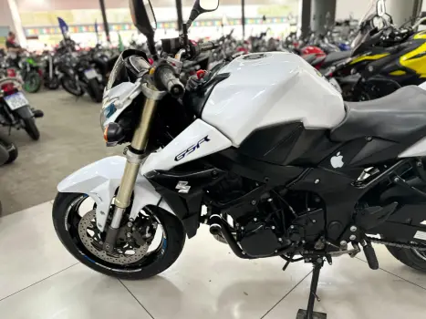 SUZUKI GSR 750 A ABS, Foto 8