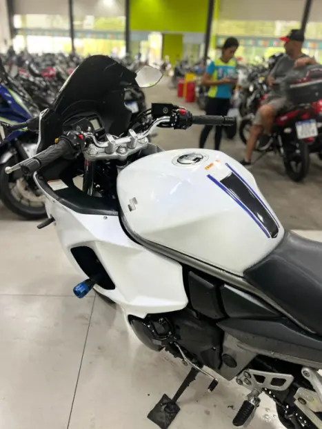 SUZUKI GSX 1250 FA , Foto 4