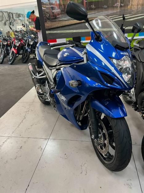 SUZUKI GSX 1250 FA , Foto 1