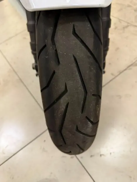 SUZUKI GSX 1250 FA , Foto 9
