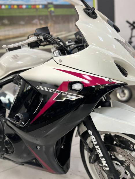 SUZUKI GSX 650 F , Foto 2