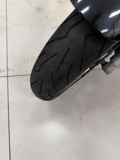 SUZUKI GSX 750 F , Foto 3