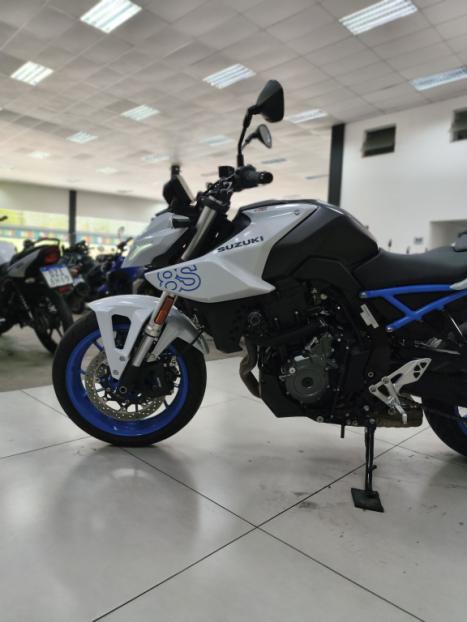 SUZUKI GSX 8S , Foto 2