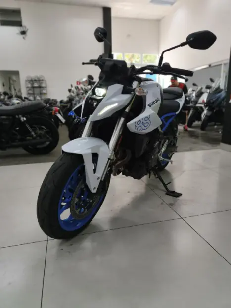 SUZUKI GSX 8S , Foto 6