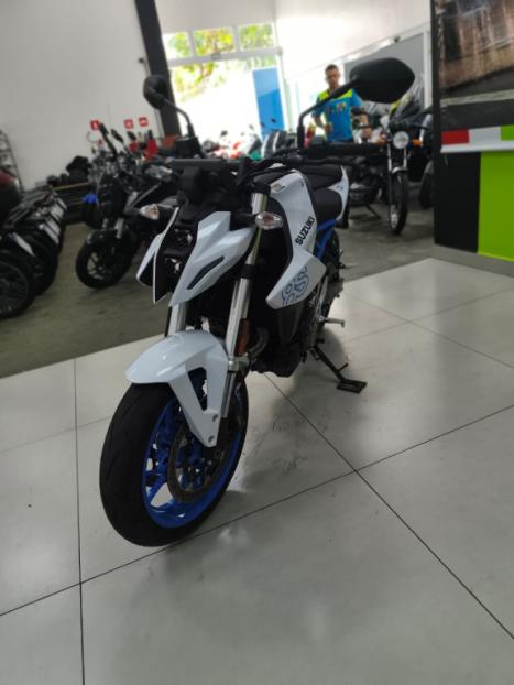 SUZUKI GSX 8S , Foto 9 SUZUKI GSX 8S , Foto 9