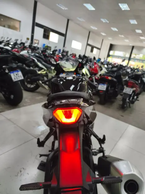 SUZUKI GSX-R 1000 SRAD , Foto 4