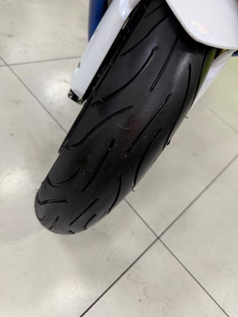 SUZUKI GSX-R 750 Srad , Foto 10
