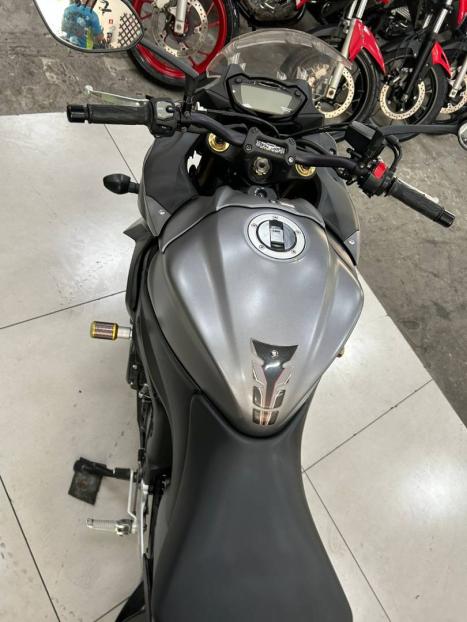 SUZUKI GSX-S 1000 , Foto 4