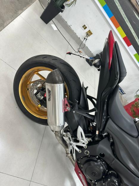 SUZUKI GSX-S 1000 A, Foto 9