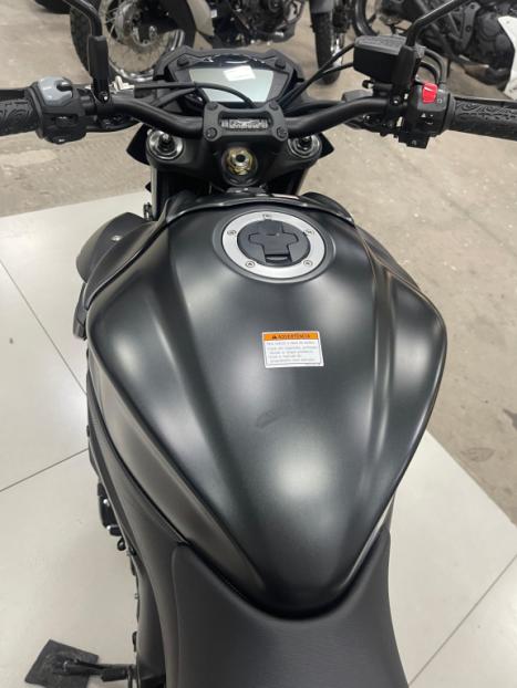 SUZUKI GSX-S 1000 A, Foto 15