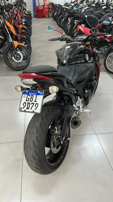 SUZUKI GSX-S 1000 A, Foto 4