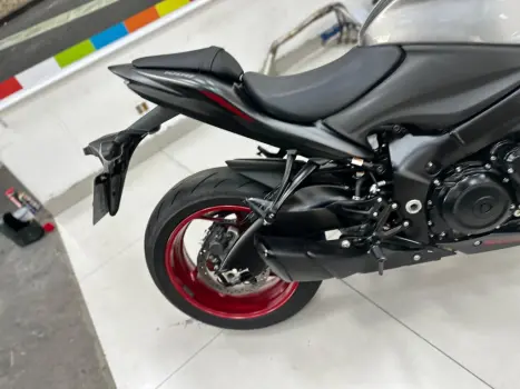 SUZUKI GSX-S 1000 A, Foto 9