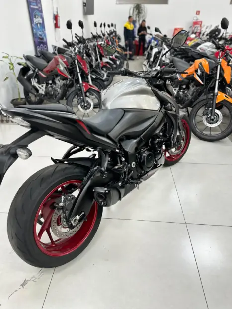 SUZUKI GSX-S 1000 A, Foto 16