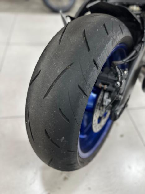 SUZUKI GSX-S 1000 A, Foto 2