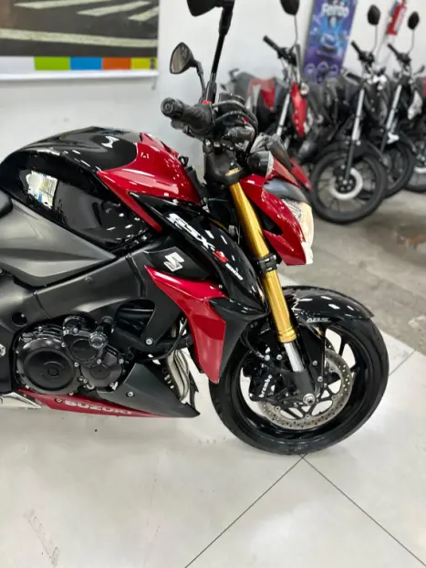 SUZUKI GSX-S 1000 A, Foto 14 SUZUKI GSX-S 1000 A, Foto 14