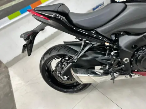 SUZUKI GSX-S 1000 A, Foto 15 SUZUKI GSX-S 1000 A, Foto 15