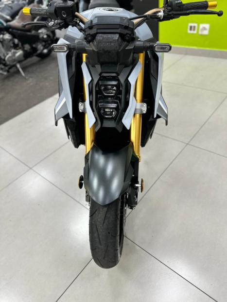 SUZUKI GSX-S 1000 A, Foto 6