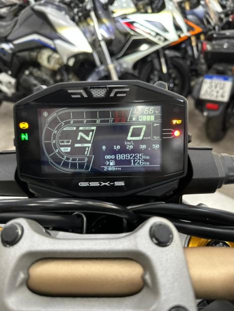 SUZUKI GSX-S 1000 A, Foto 12