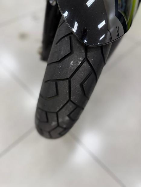 SUZUKI GSX-S 1000 A, Foto 4