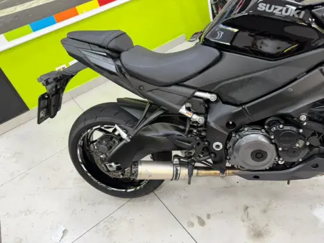SUZUKI GSX-S 1000 A, Foto 4
