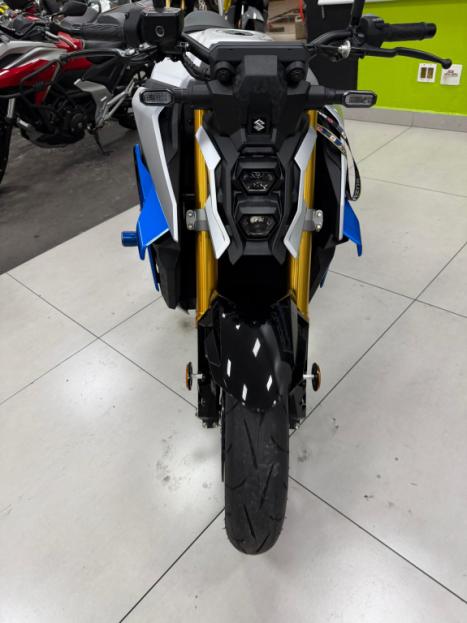 SUZUKI GSX-S 1000 A, Foto 3