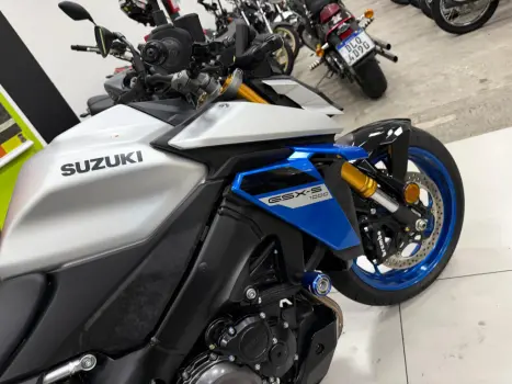 SUZUKI GSX-S 1000 A, Foto 10