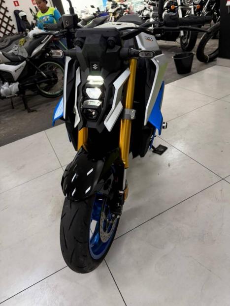 SUZUKI GSX-S 1000 A, Foto 5