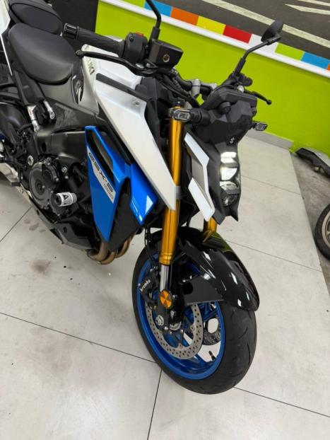 SUZUKI GSX-S 1000 A, Foto 6