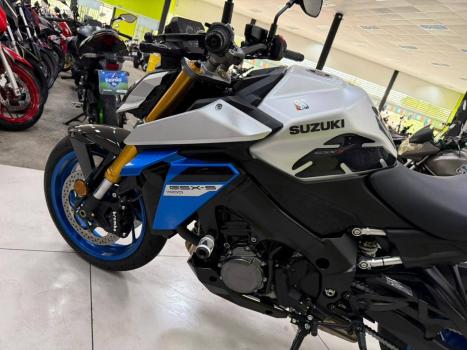 SUZUKI GSX-S 1000 A, Foto 7
