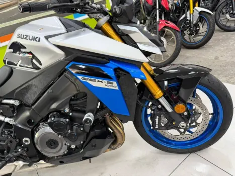 SUZUKI GSX-S 1000 A, Foto 15
