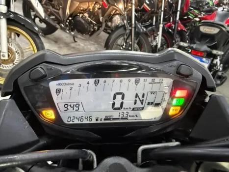 SUZUKI GSX-S 1000 A, Foto 3