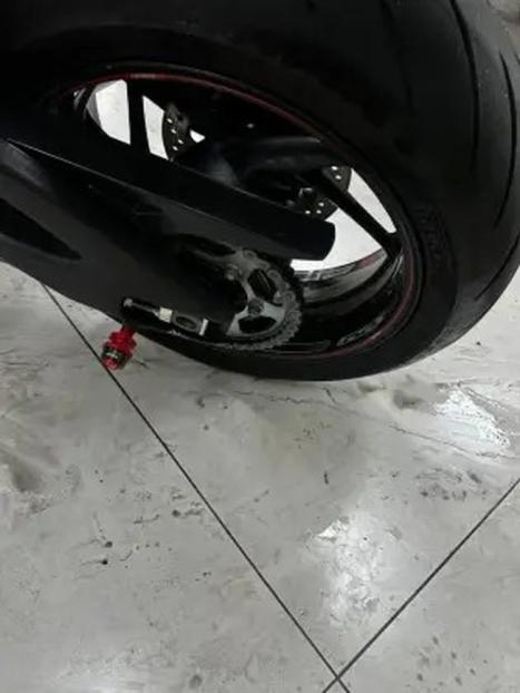 SUZUKI GSX-S 1000 A, Foto 6