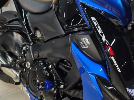 SUZUKI GSX-S 1000 A, Foto 4