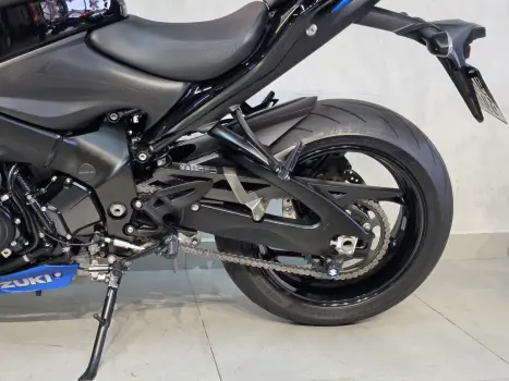 SUZUKI GSX-S 1000 A, Foto 5