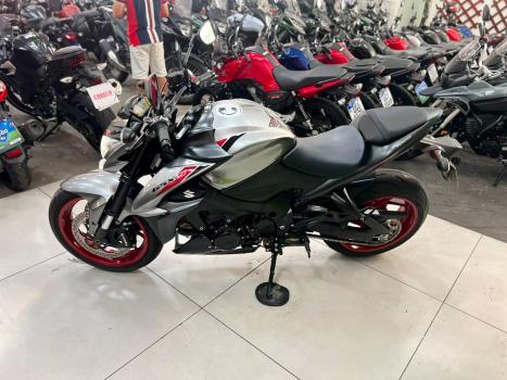 SUZUKI GSX-S 1000 A, Foto 6