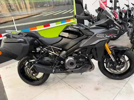 SUZUKI GSX-S 1000 A, Foto 2