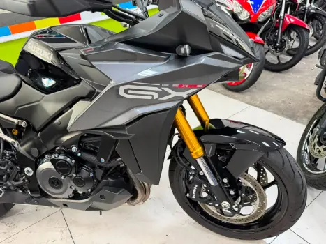 SUZUKI GSX-S 1000 A, Foto 4