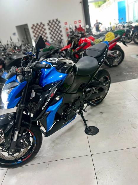 SUZUKI GSX-S 1000 A, Foto 10