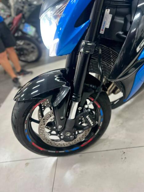 SUZUKI GSX-S 1000 A, Foto 12