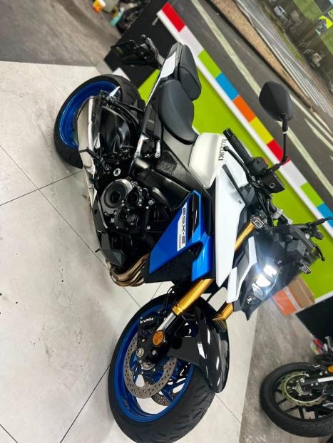 SUZUKI GSX-S 1000 A, Foto 3