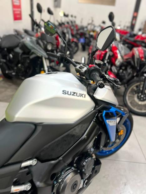 SUZUKI GSX-S 1000 A, Foto 7