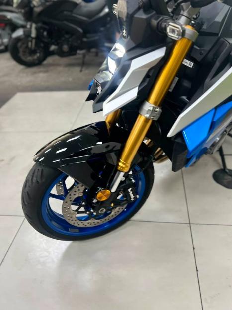SUZUKI GSX-S 1000 A, Foto 12