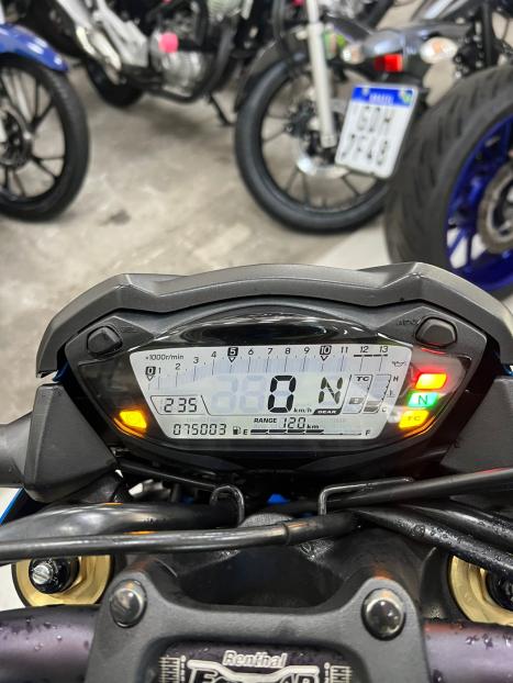 SUZUKI GSX-S 1000 A, Foto 8