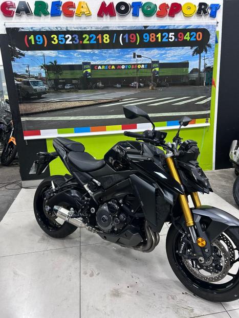 SUZUKI GSX-S 1000 A, Foto 1