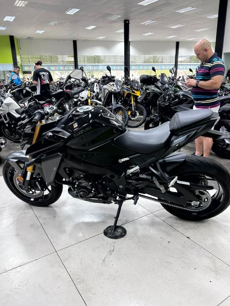SUZUKI GSX-S 1000 A, Foto 6