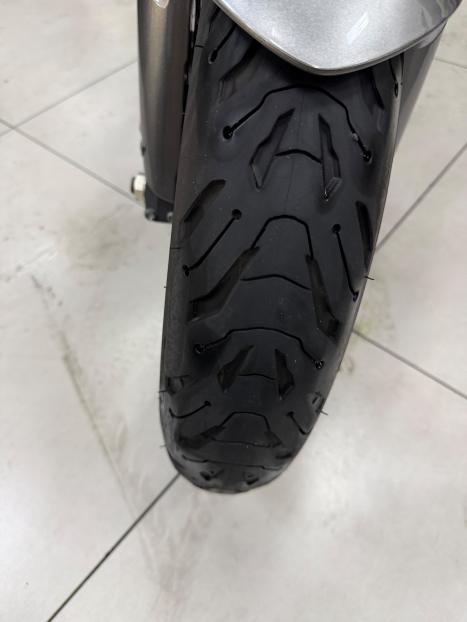 SUZUKI GSX-S 1000 A, Foto 5